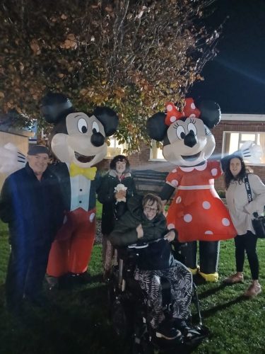 b8ea3b20-feea-42cf-93d4-03236120b21c